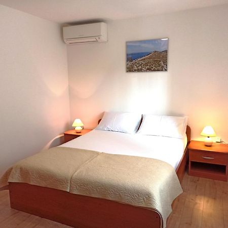 Seaside Apartments Laurus Murter Exterior foto